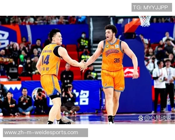 CBA焦点对决北京队迎战四川队争夺季后赛名额的关键战役